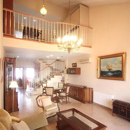 Atico Duplex Con Terraza Marivi Apartament
